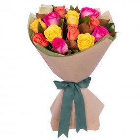 Букет из 13 разноцветных роз 