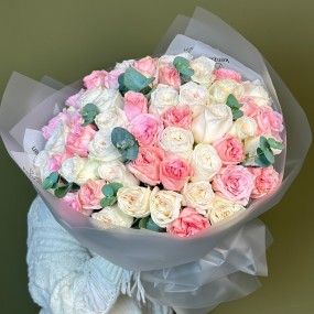 Букет из пионовидных роз «Баланс»