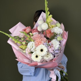 Яркий букет с герберами «Оливия»